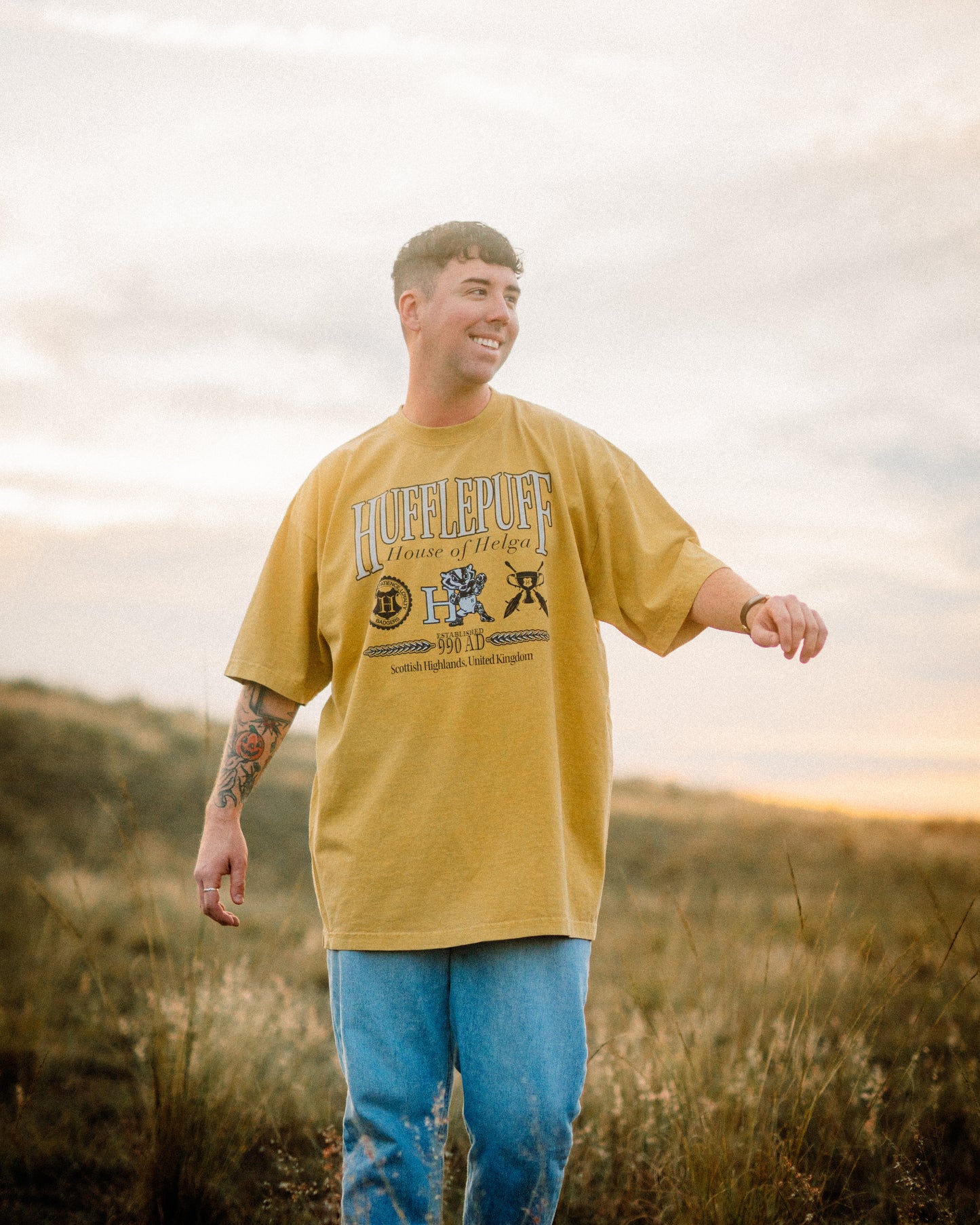 THE HOUSE OF THE BADGER TEE (SHAKAWEAR)