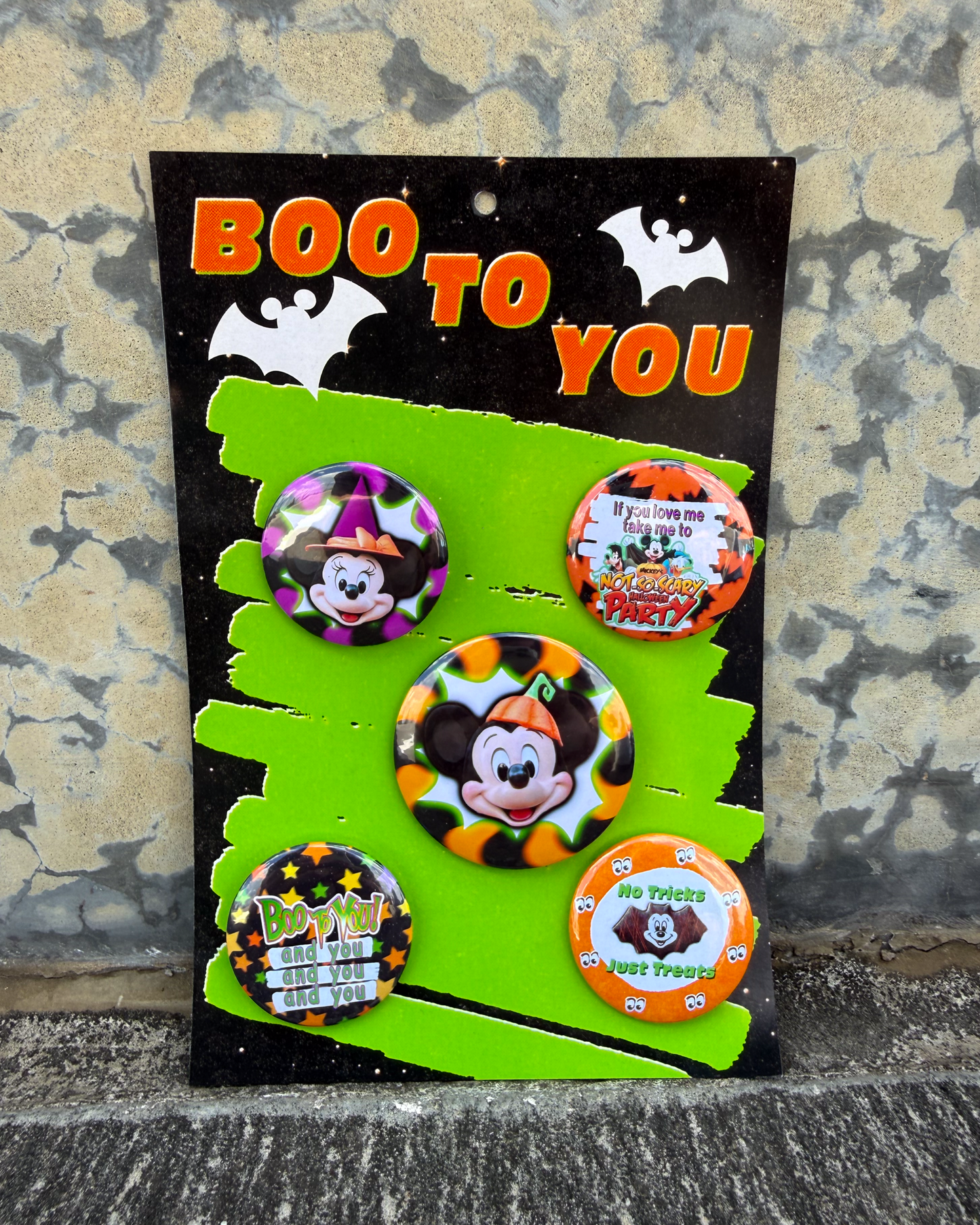 The Boo 2 U Button Pack